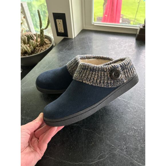 Clark’s Angelina Suede Sherpa Lined Clog - Picture 9 of 10